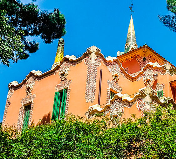 Antoni Gaudi's house is located in Park Guell